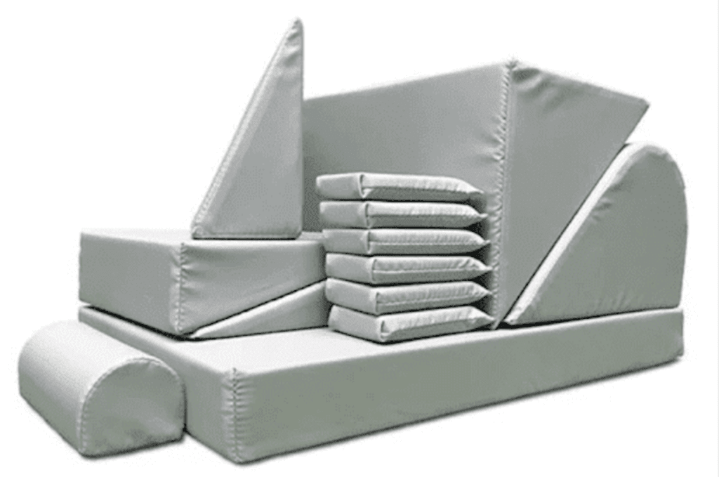 MRI Slope Knee Wedge This Wedge is made of high-density foam that conforms to the shape of your legs, providing superior support and stability.